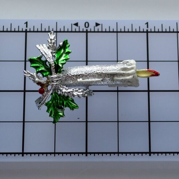 Gerry’s Silver Tone Christmas Candle Brooch Enamel Holly Berry Holiday Pin - Picture 6 of 6